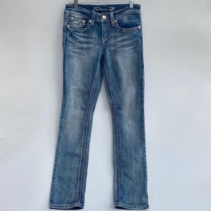 SEVEN7 slim Straight leg light blue washed jeans